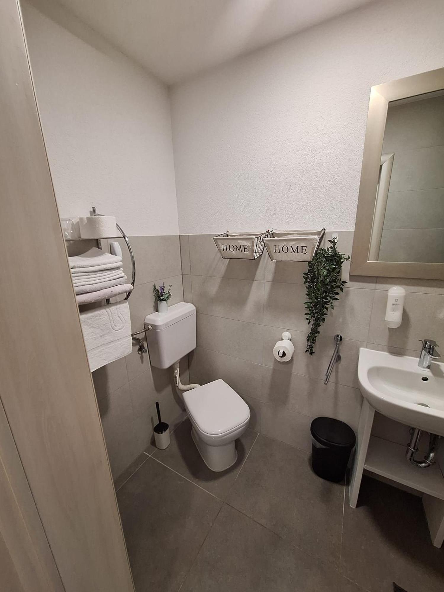 Studio Apartmani Louis I Lola Zagreb Exterior foto
