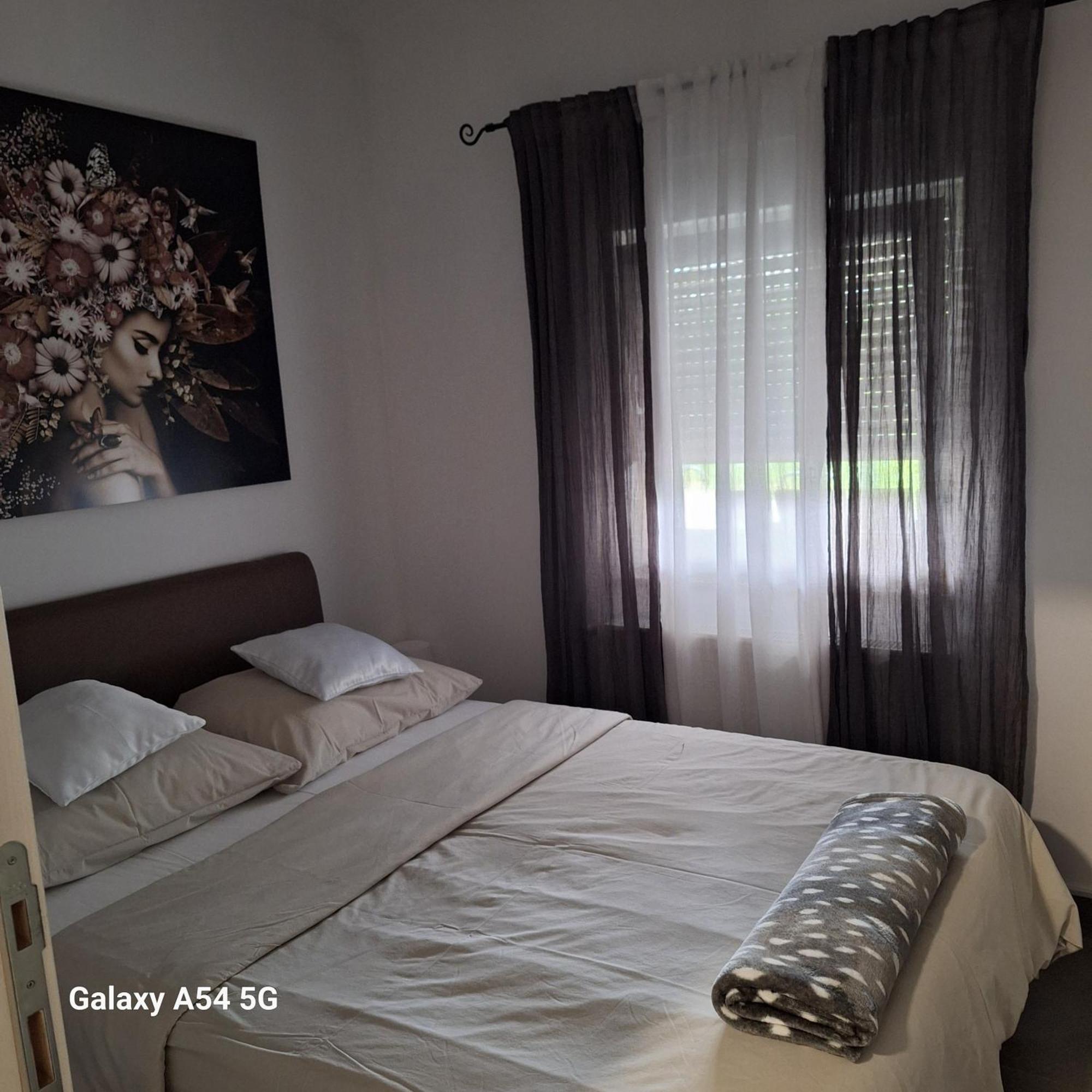 Studio Apartmani Louis I Lola Zagreb Exterior foto